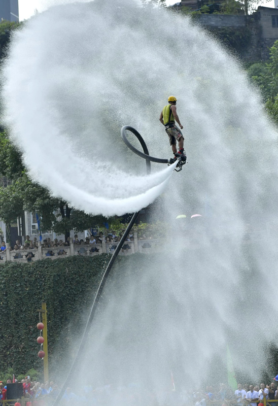 水上飞人